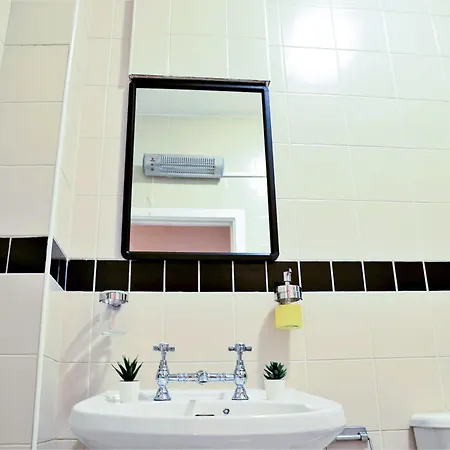 Happy Sandy Feet Villa *