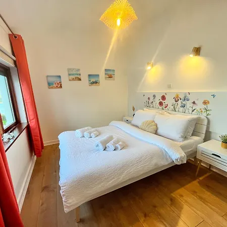 Happy Sandy Feet Villa Youghal