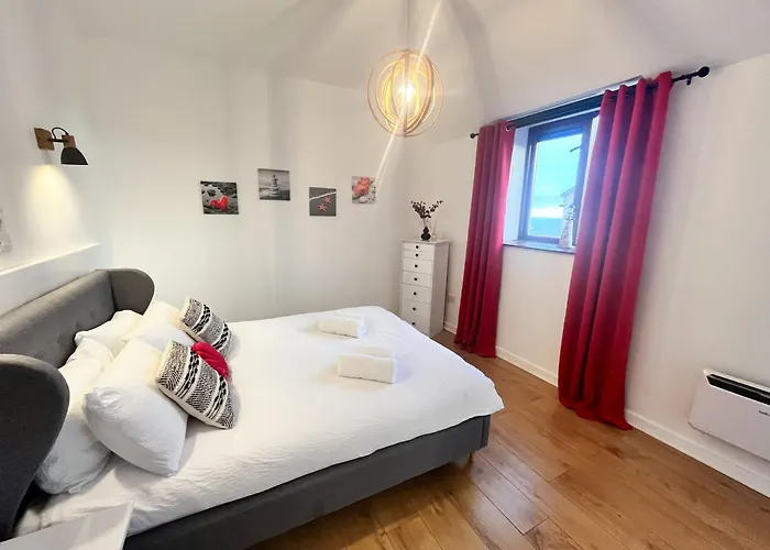 Happy Sandy Feet * Youghal